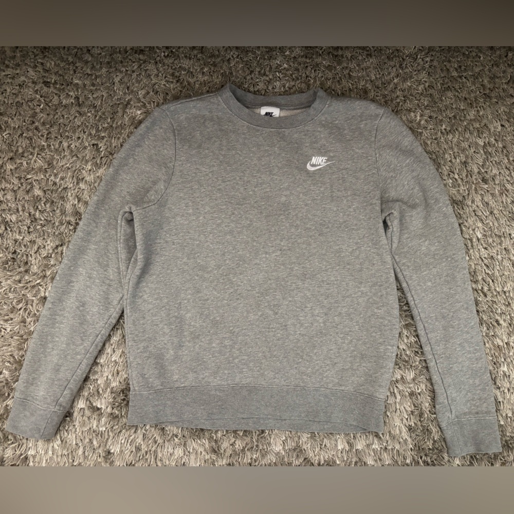Nike Gray Crewneck Sweater Soft Knit Casual